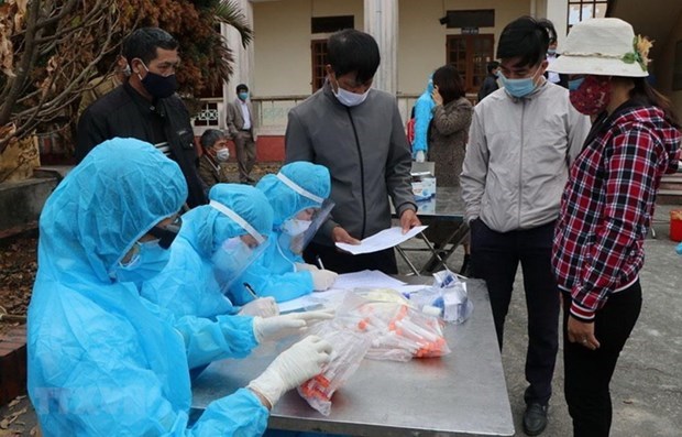 COVID-19 le Vietnam confirme 33 nouveaux cas, le bilan passe à 2 228